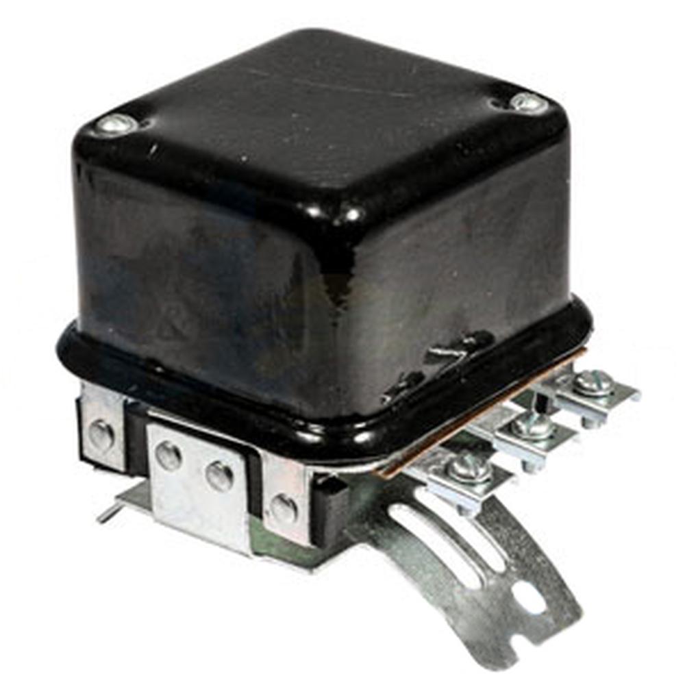 121576C1 Voltage Regulator (12 Volt)