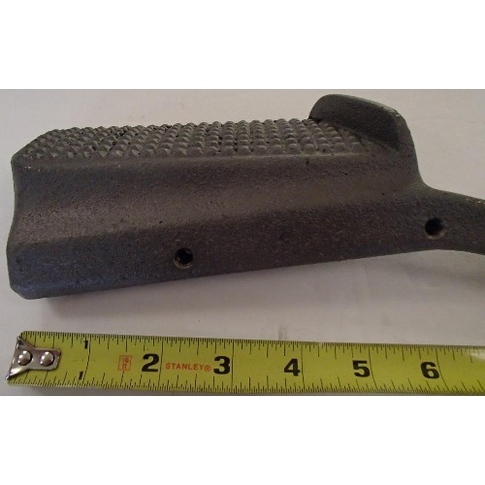 1672928M1 LH Foot Rest – Fits Massey Ferguson – additional image 2