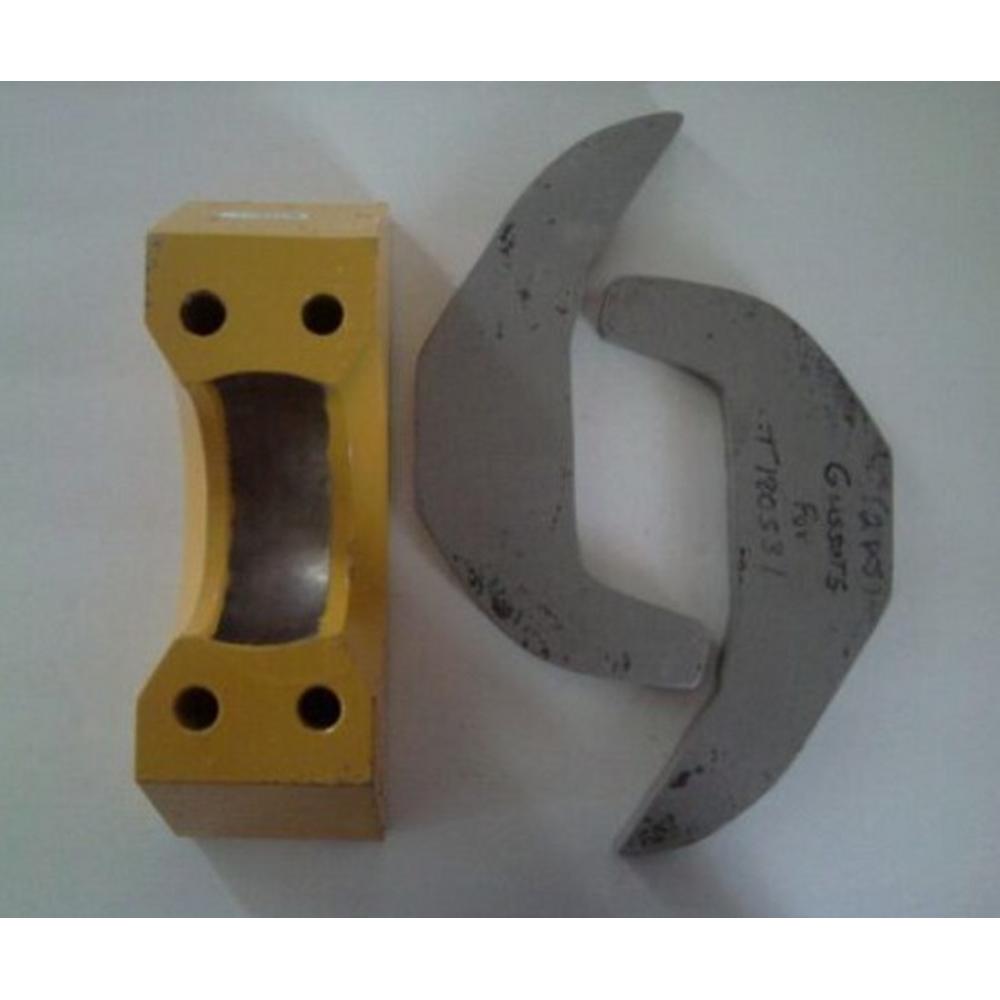 T180534 (1) One New Blade Pivot Socket (with 2 Gussets) – Fits John Deere